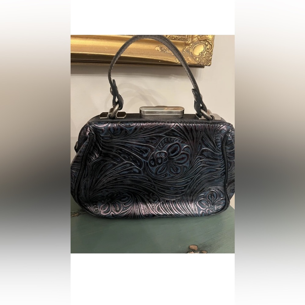 Patricia Nash Gracchi Frame Satchel in Navy/Pewter